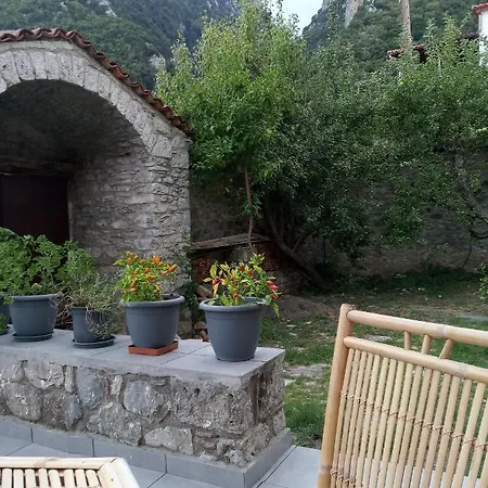 ανεξαρτητο στο ομορφο καστορειο * Kastorion